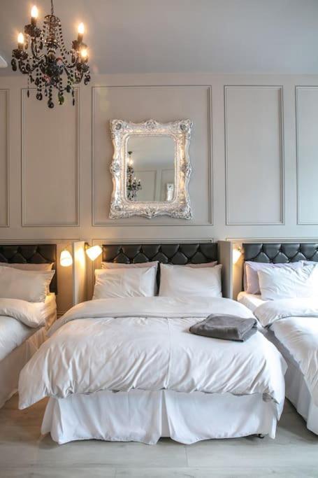 The V.I.P Suite - Sleeps 24! Best For Large Groups Liverpool Exterior foto